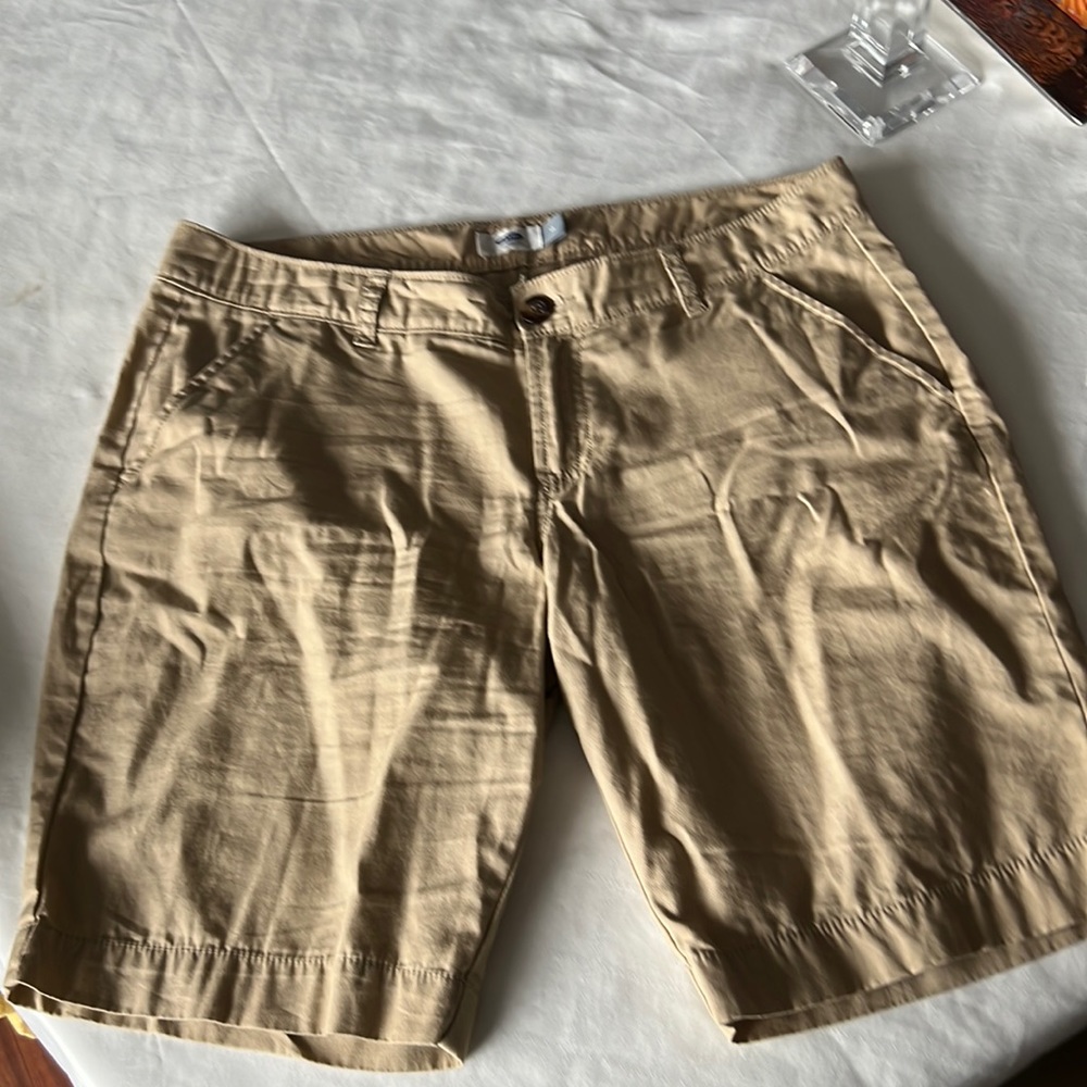Old Navy Bermuda shorts